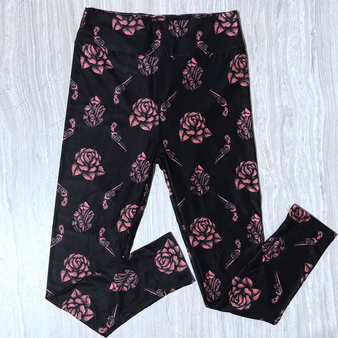 Guns & Roses Soft Leggings