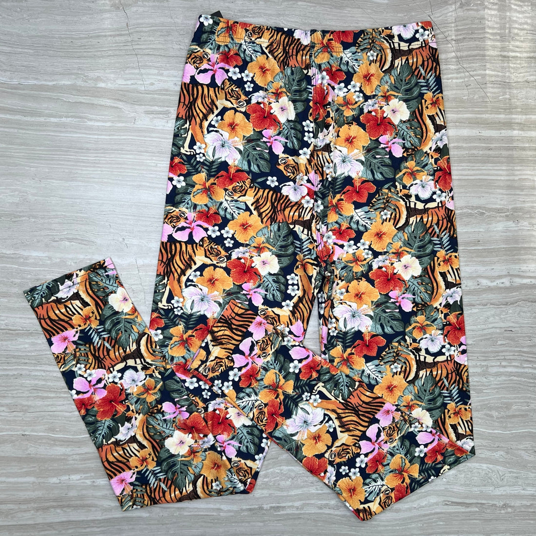 Tiger In The Jungle Print Soft Leggings