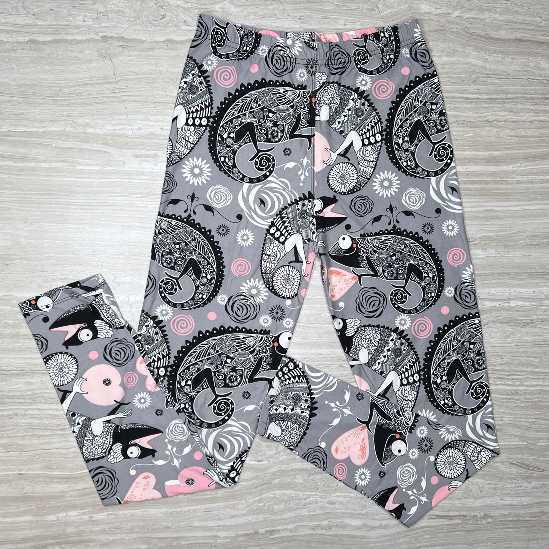 Chameleon Love Print Leggings