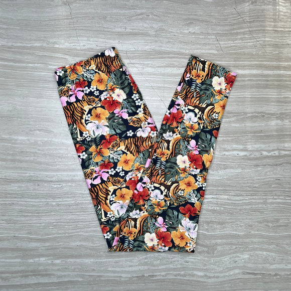 Tiger In The Jungle Print Soft Leggings