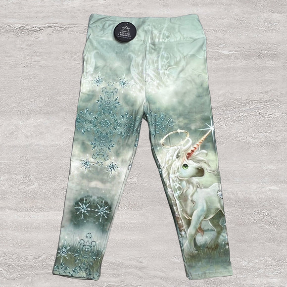 Extra Soft printed leggings with 4-way stretch fabric, so you can move with absolute comfort and ease.