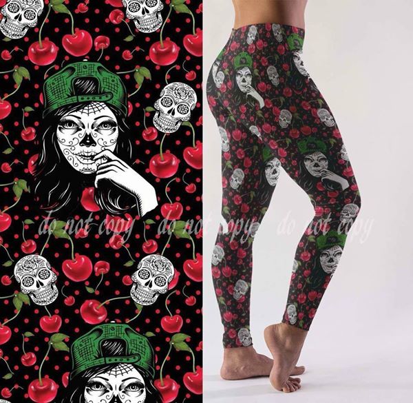 Extra Soft printed leggings with 4-way stretch fabric, so you can move with absolute comfort and ease.