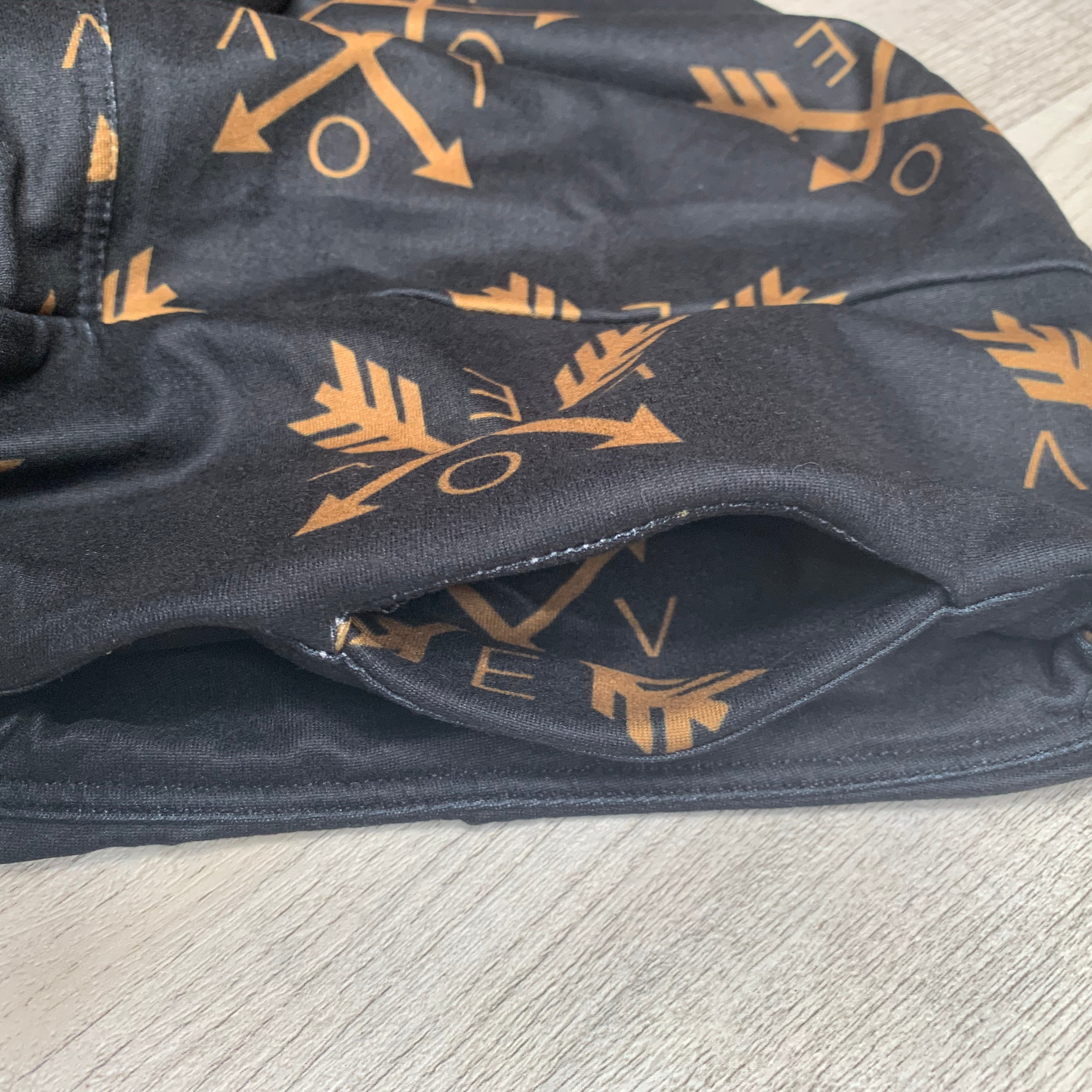 Golden Arrow Love Soft Leggings w/ Yoga Band Pocket