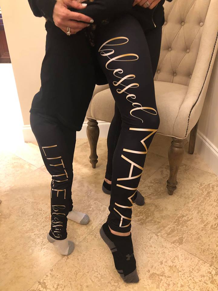 Extra Soft printed leggings with 4-way stretch fabric, so you can move with absolute comfort and ease.