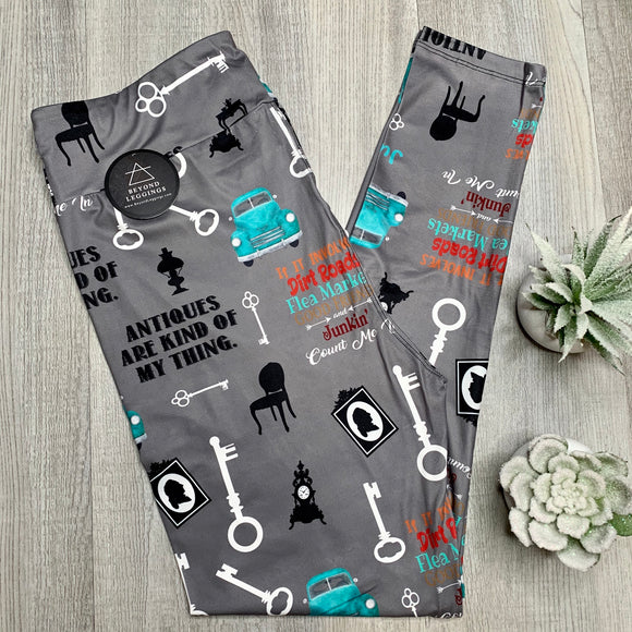 Extra Soft printed leggings with 4-way stretch fabric, so you can move with absolute comfort and ease.