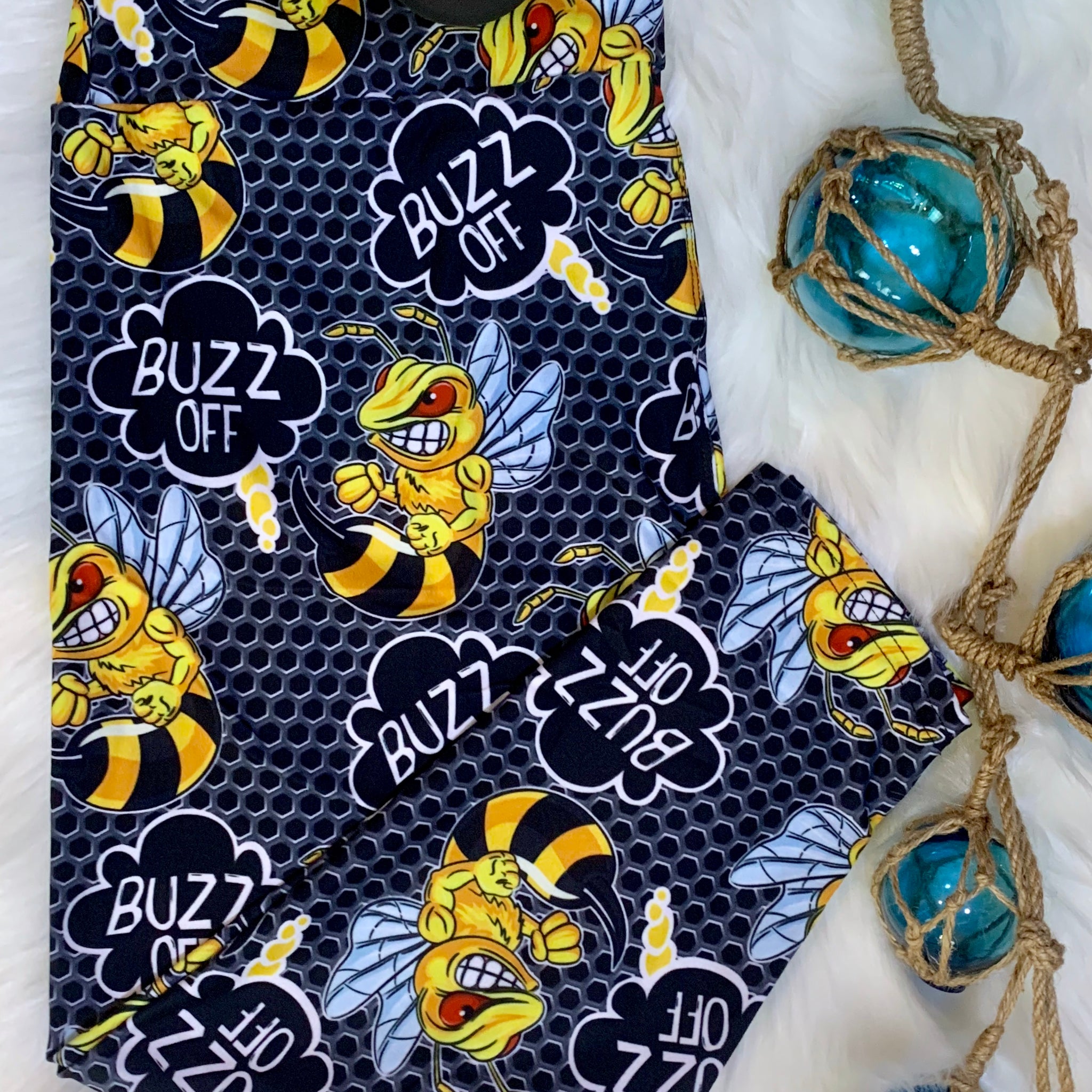 Extra Soft printed leggings with 4-way stretch fabric, so you can move with absolute comfort and ease.