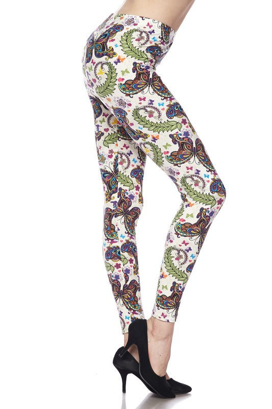 Extra Soft printed leggings with 4-way stretch fabric, so you can move with absolute comfort and ease.