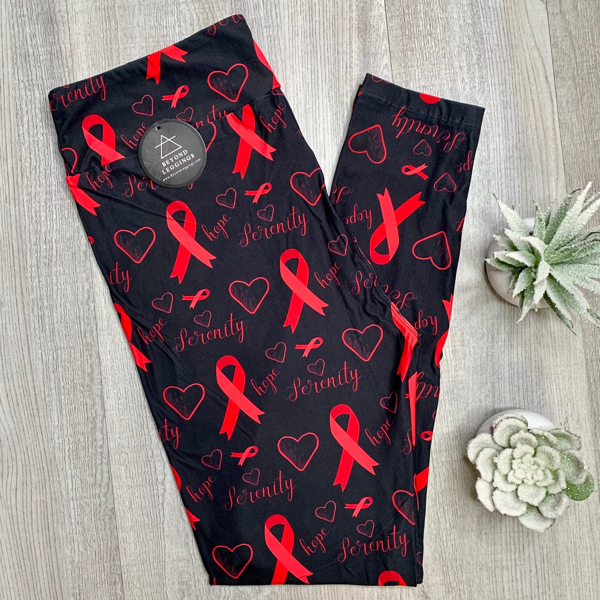 Extra Soft printed leggings with 4-way stretch fabric, so you can move with absolute comfort and ease.