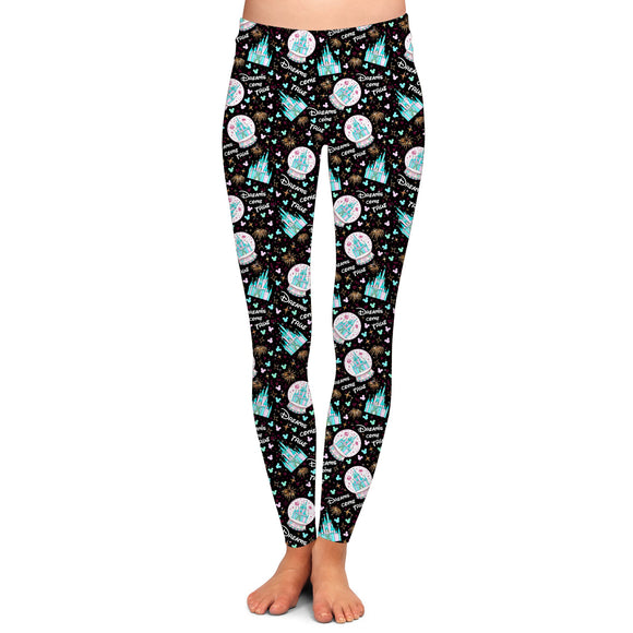 Extra Soft printed leggings with 4-way stretch fabric, so you can move with absolute comfort and ease.