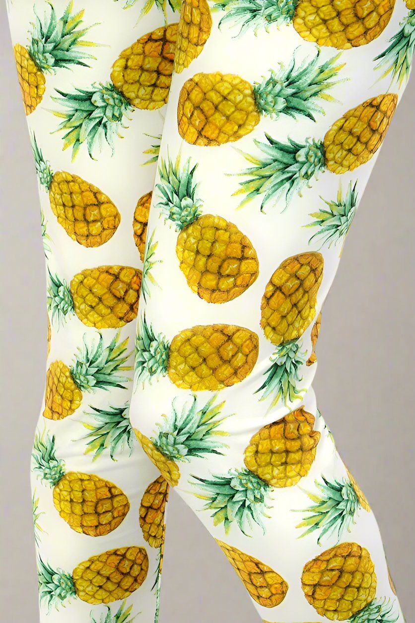 Extra Soft printed leggings with 4-way stretch fabric, so you can move with absolute comfort and ease.