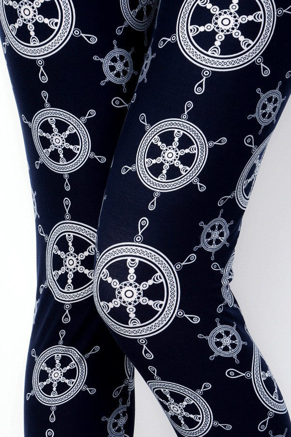 Extra Soft printed leggings with 4-way stretch fabric, so you can move with absolute comfort and ease.