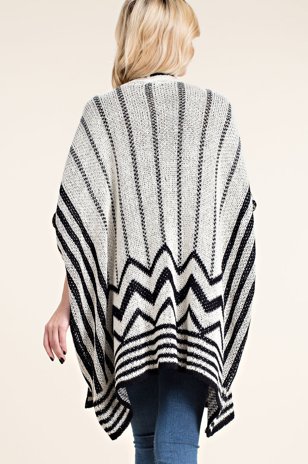Black & White Knitted Zig-Zag Blanket Cardigan