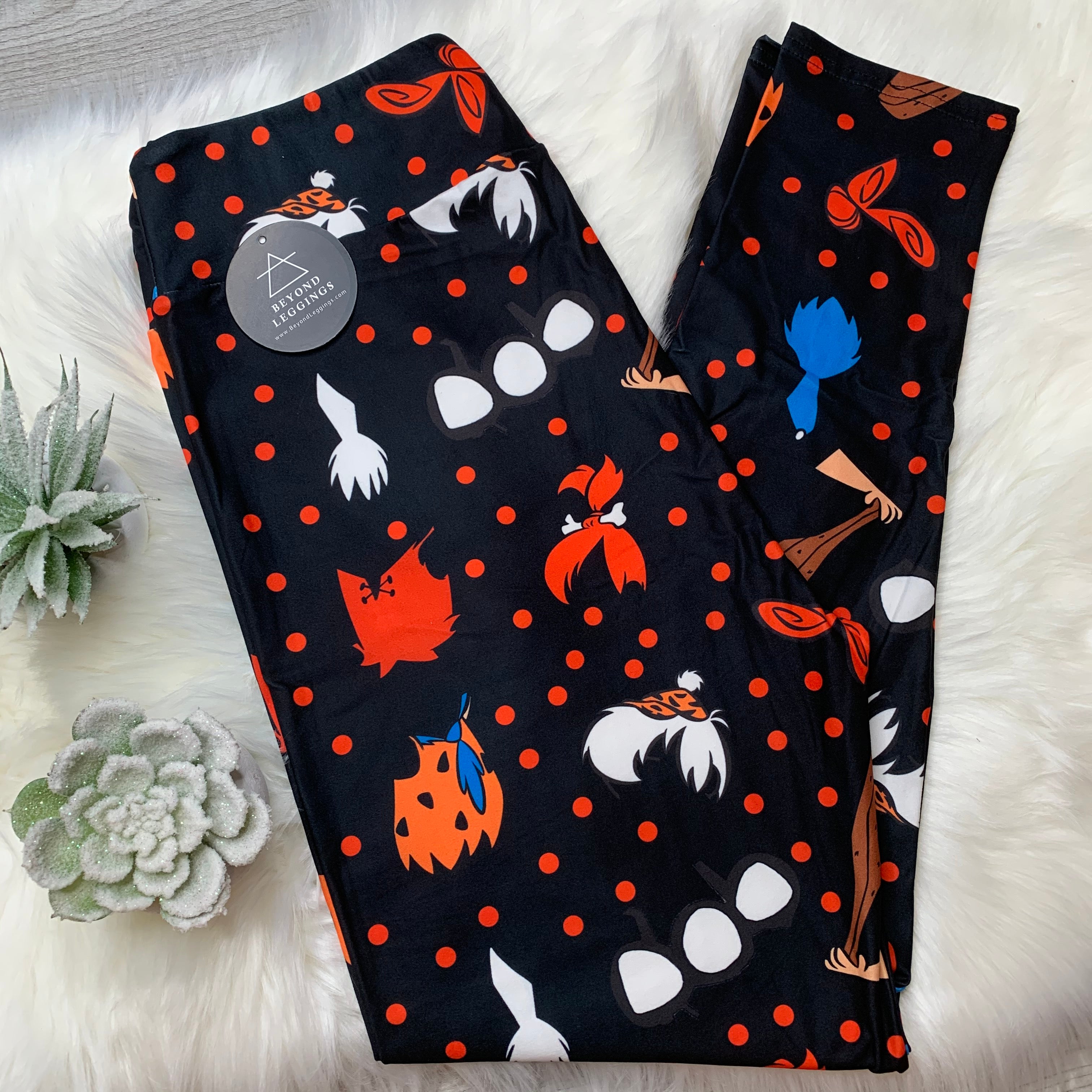 Extra Soft printed leggings with 4-way stretch fabric, so you can move with absolute comfort and ease.
