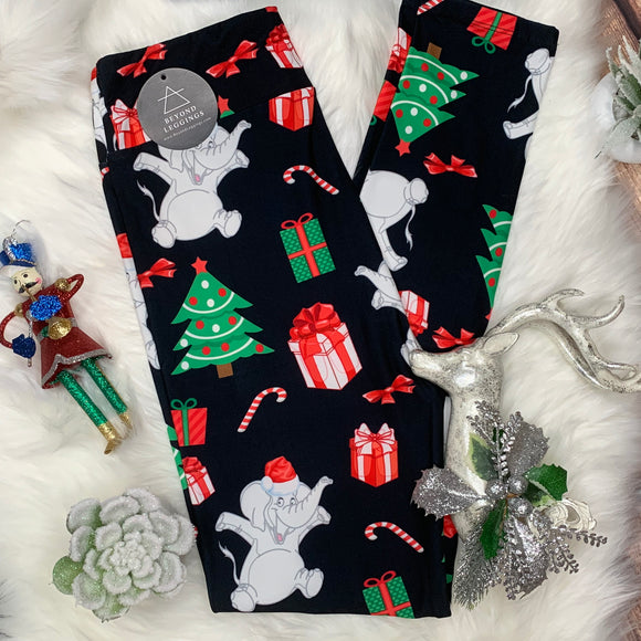 Extra Soft printed leggings with 4-way stretch fabric, so you can move with absolute comfort and ease.