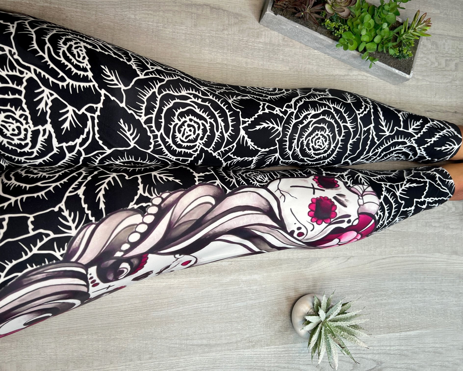 Undead Queen of Roses Sugar Skull Print Soft Leggings
