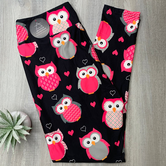 Extra Soft printed leggings with 4-way stretch fabric, so you can move with absolute comfort and ease.