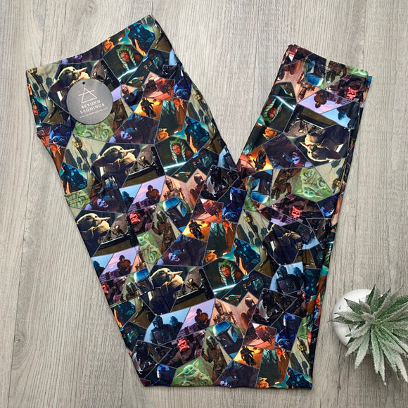 Extra Soft printed leggings with 4-way stretch fabric, so you can move with absolute comfort and ease.