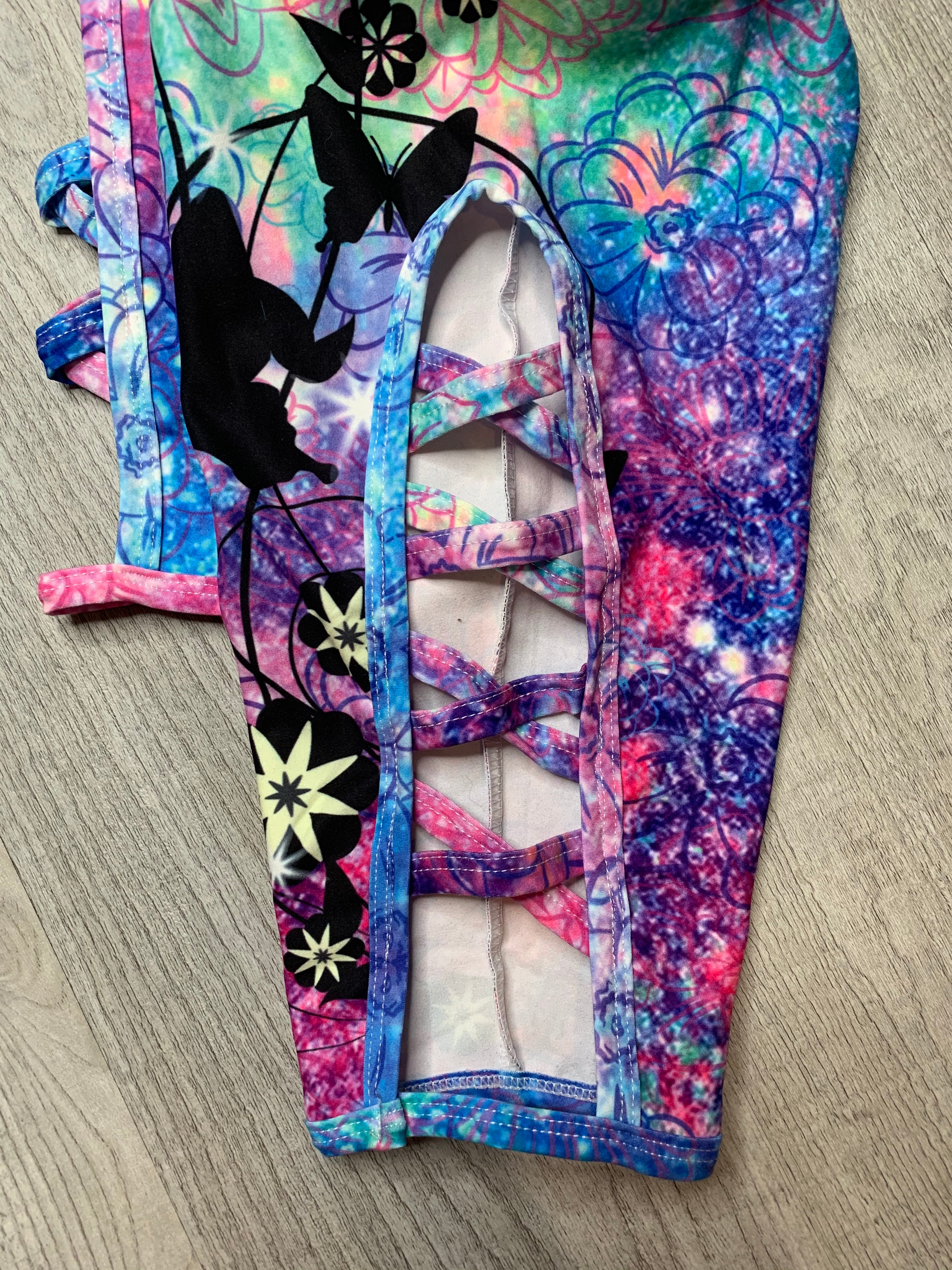 Galaxy Butterfly Side Criss Cross Cutout Capri Soft Leggings