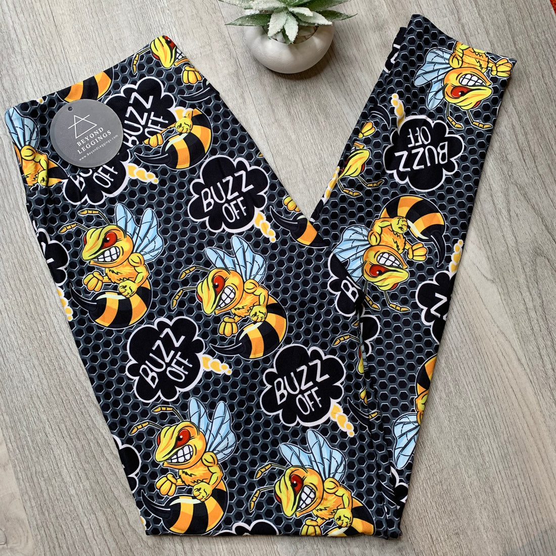 Extra Soft printed leggings with 4-way stretch fabric, so you can move with absolute comfort and ease.