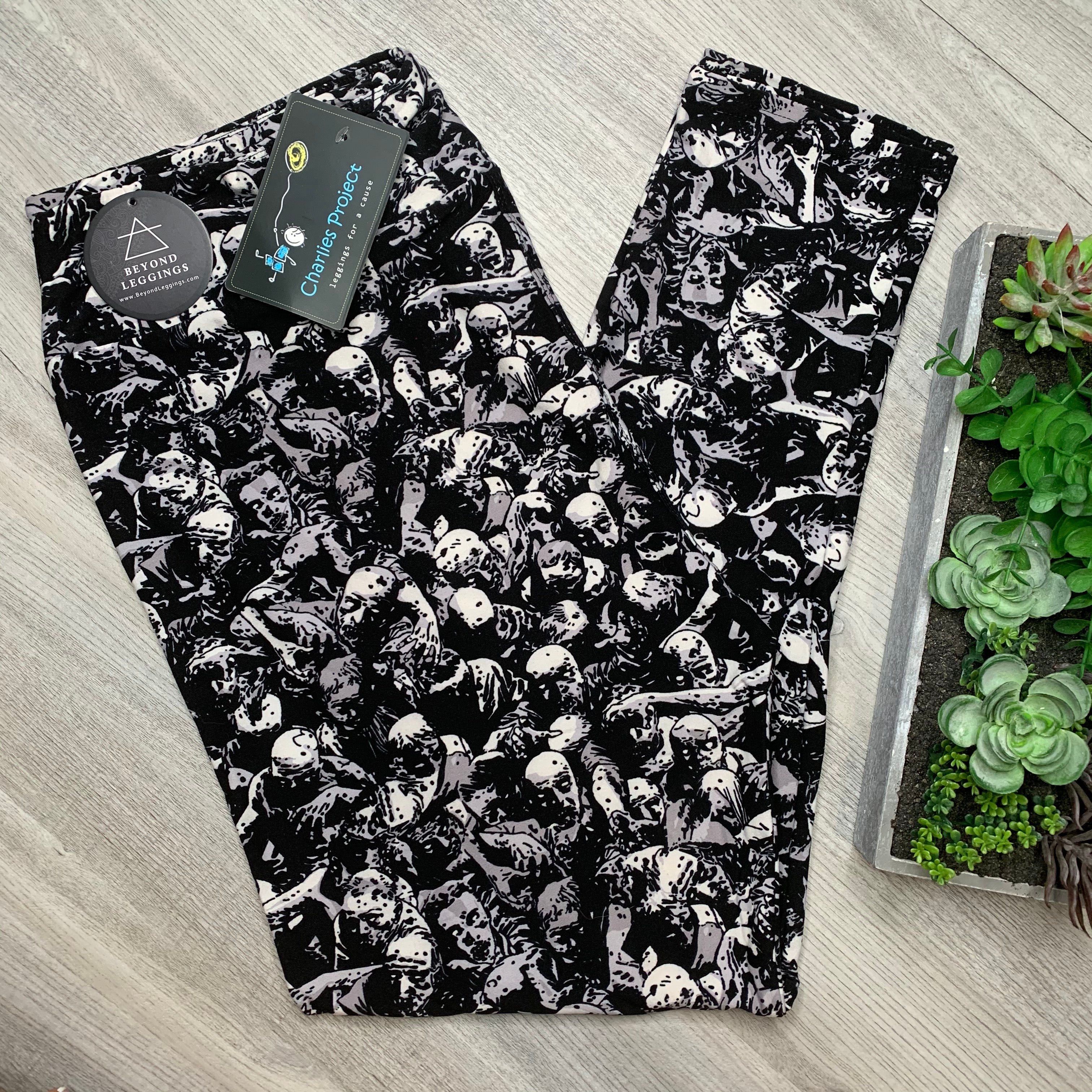 Zombie Graveyard Soft Leggings