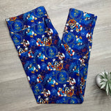 Extra Soft printed leggings with 4-way stretch fabric, so you can move with absolute comfort and ease.