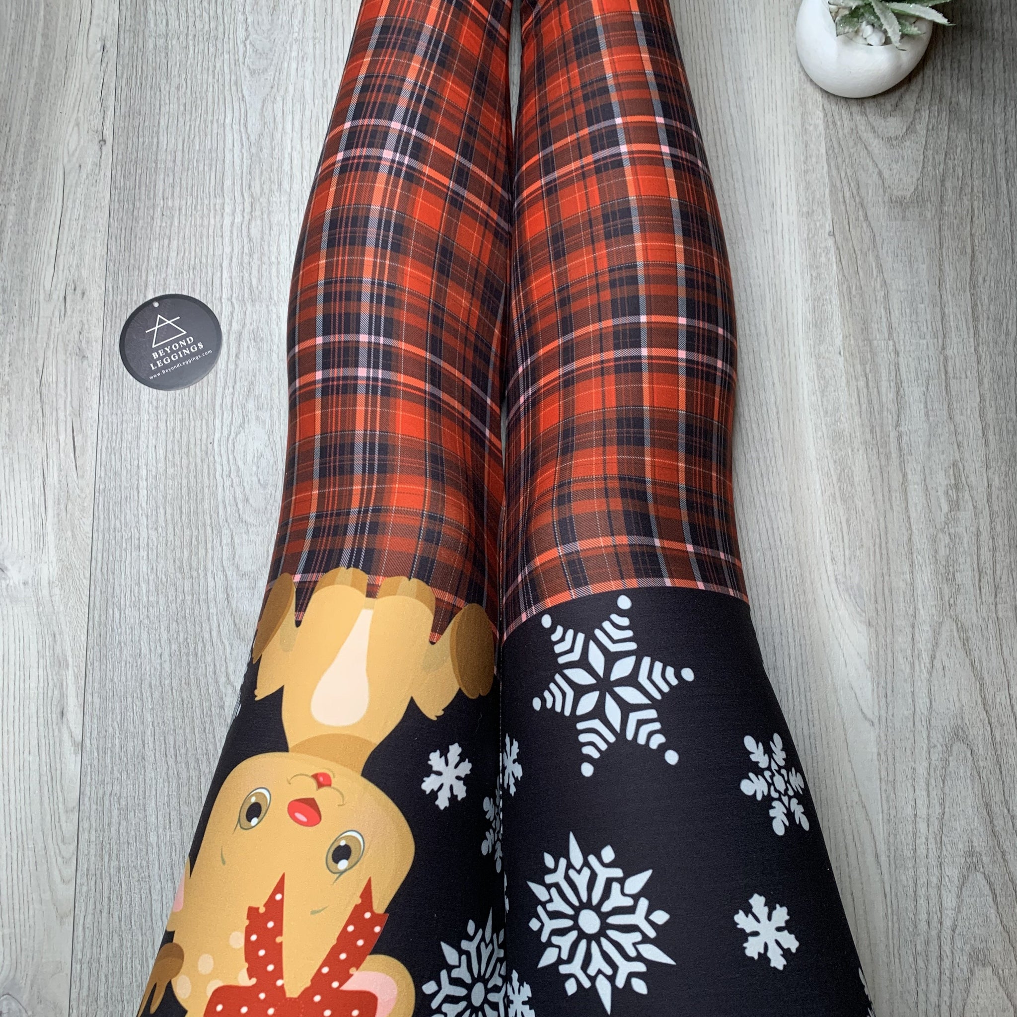Extra Soft printed leggings with 4-way stretch fabric, so you can move with absolute comfort and ease.