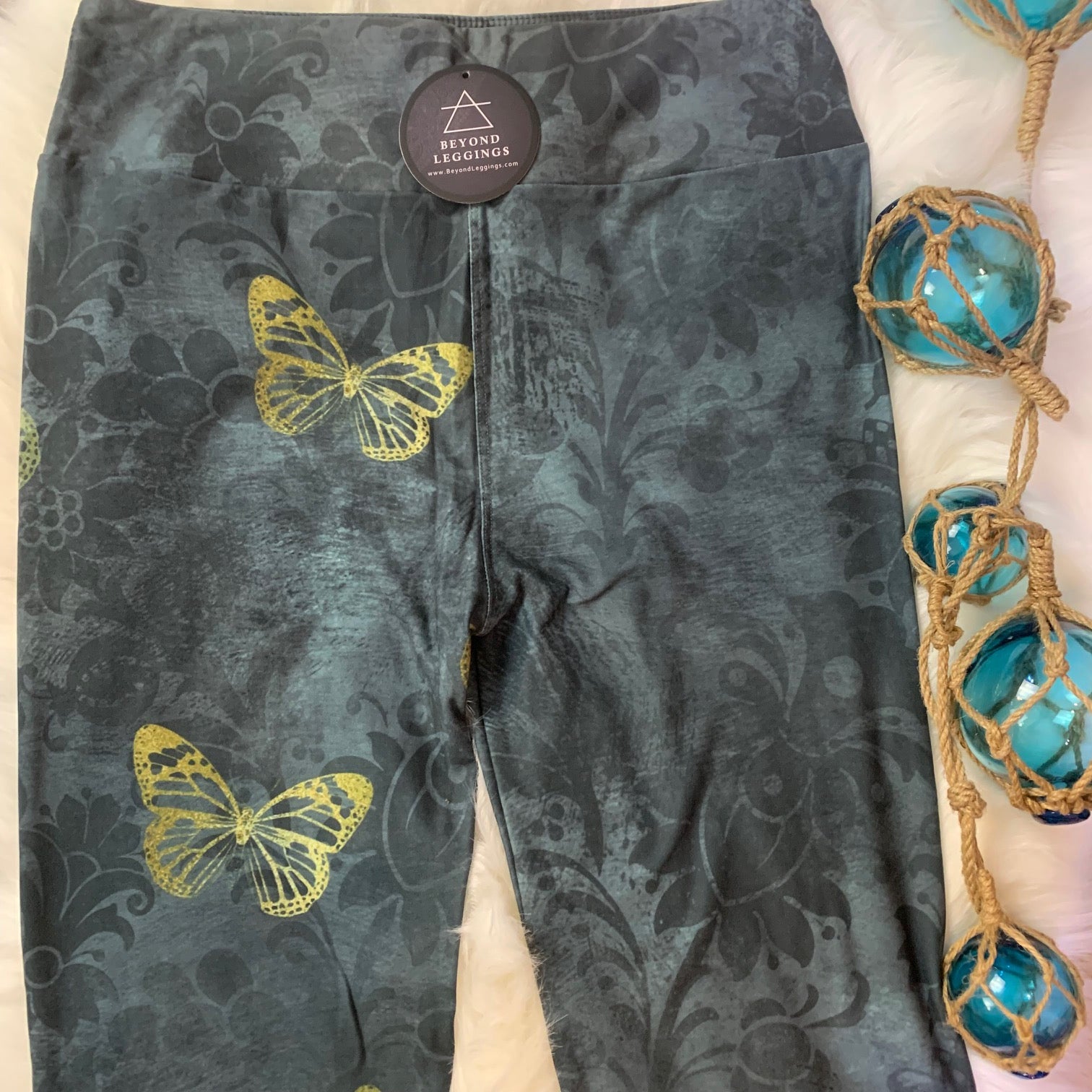 Golden Butterflies Soft Leggings