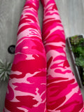 Extra Soft printed leggings with 4-way stretch fabric, so you can move with absolute comfort and ease.