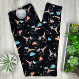 Extra Soft printed leggings with 4-way stretch fabric, so you can move with absolute comfort and ease.