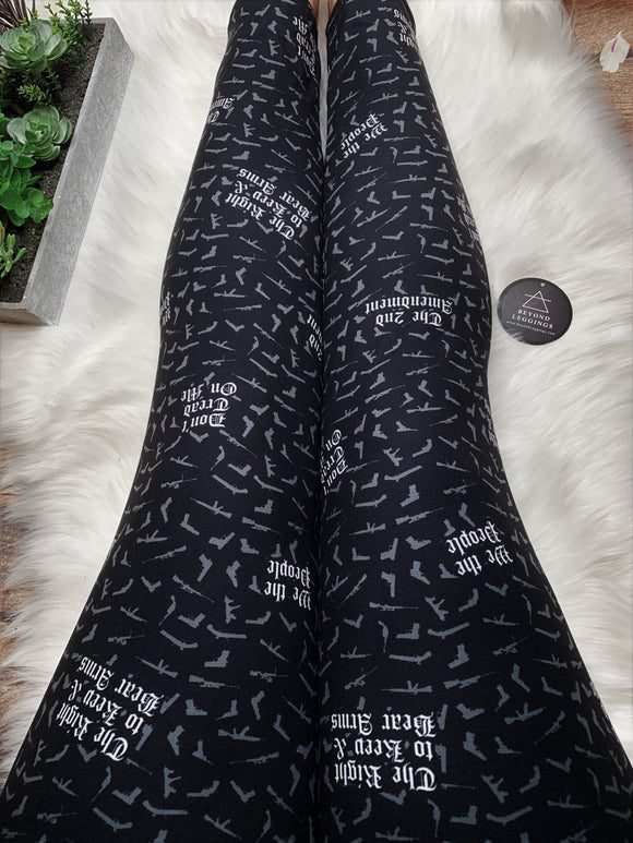 Extra Soft printed leggings with 4-way stretch fabric, so you can move with absolute comfort and ease.