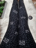 Extra Soft printed leggings with 4-way stretch fabric, so you can move with absolute comfort and ease.