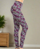 Extra Soft printed leggings with 4-way stretch fabric, so you can move with absolute comfort and ease.