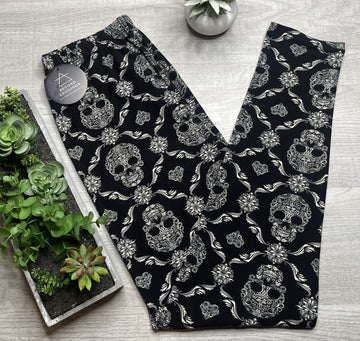 Damask Skull Print Soft Leggings