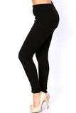 Extra Soft printed leggings with 4-way stretch fabric, so you can move with absolute comfort and ease.