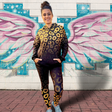 Extra Soft printed leggings with 4-way stretch fabric, so you can move with absolute comfort and ease.