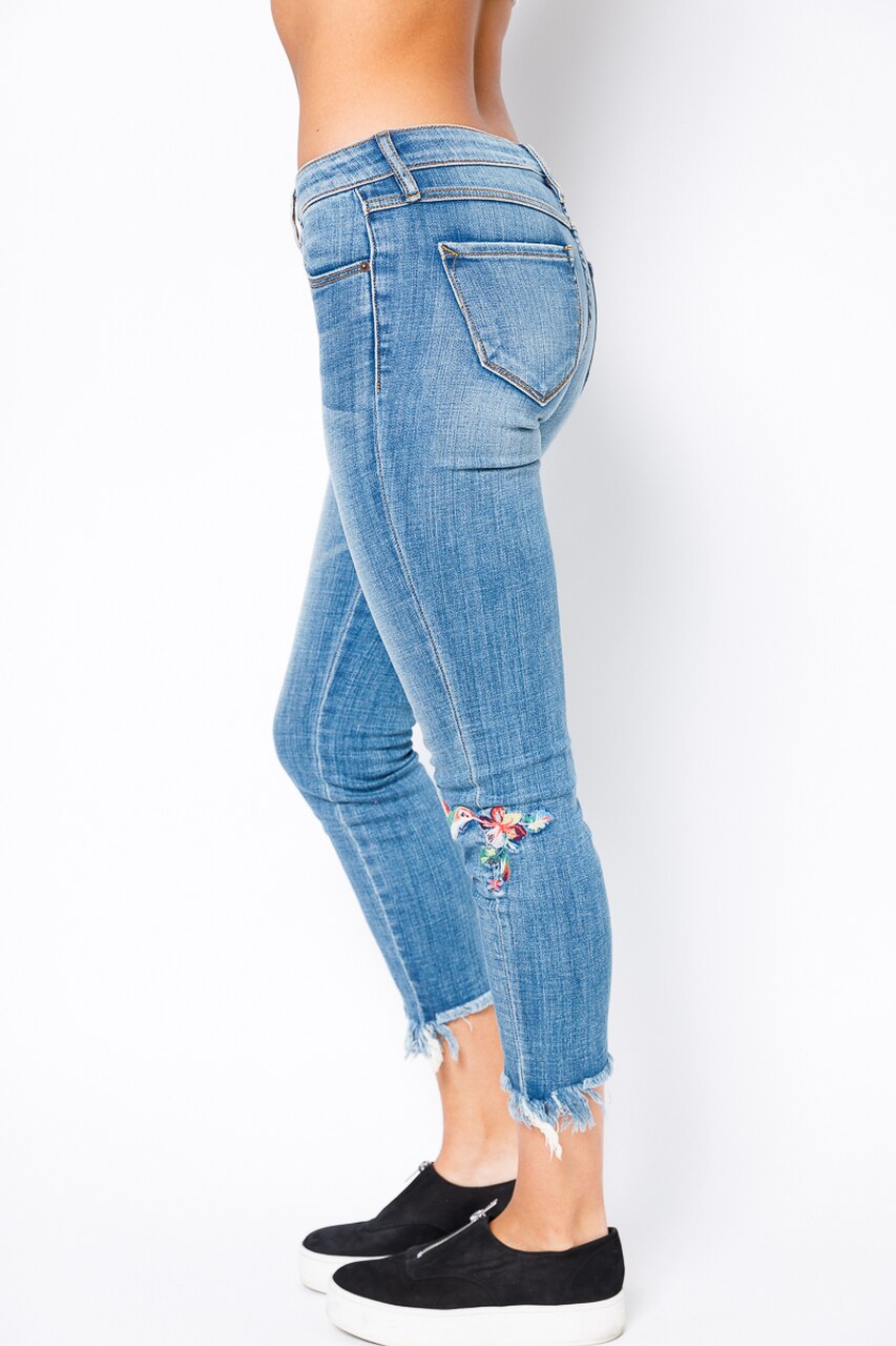 Hidden Jeans Hummingbird Embroidered Raw Hem