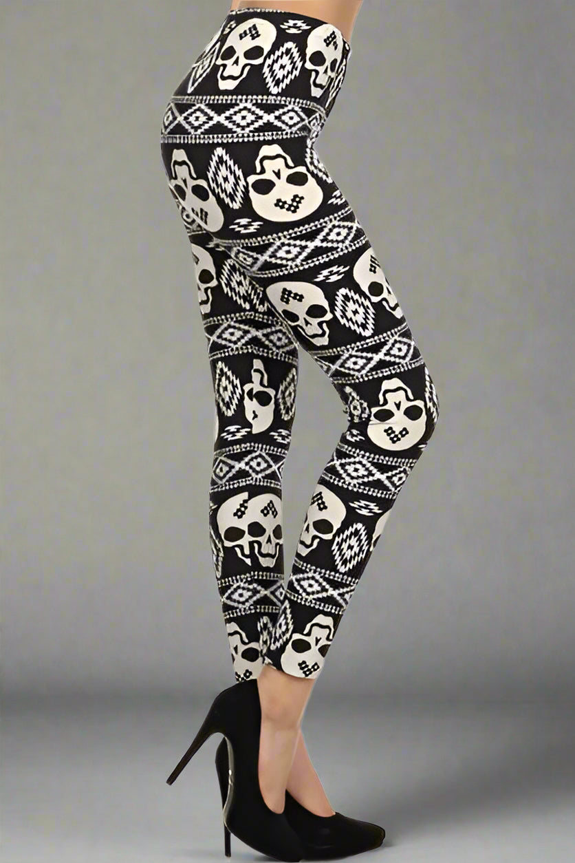 Extra Soft printed leggings with 4-way stretch fabric, so you can move with absolute comfort and ease.