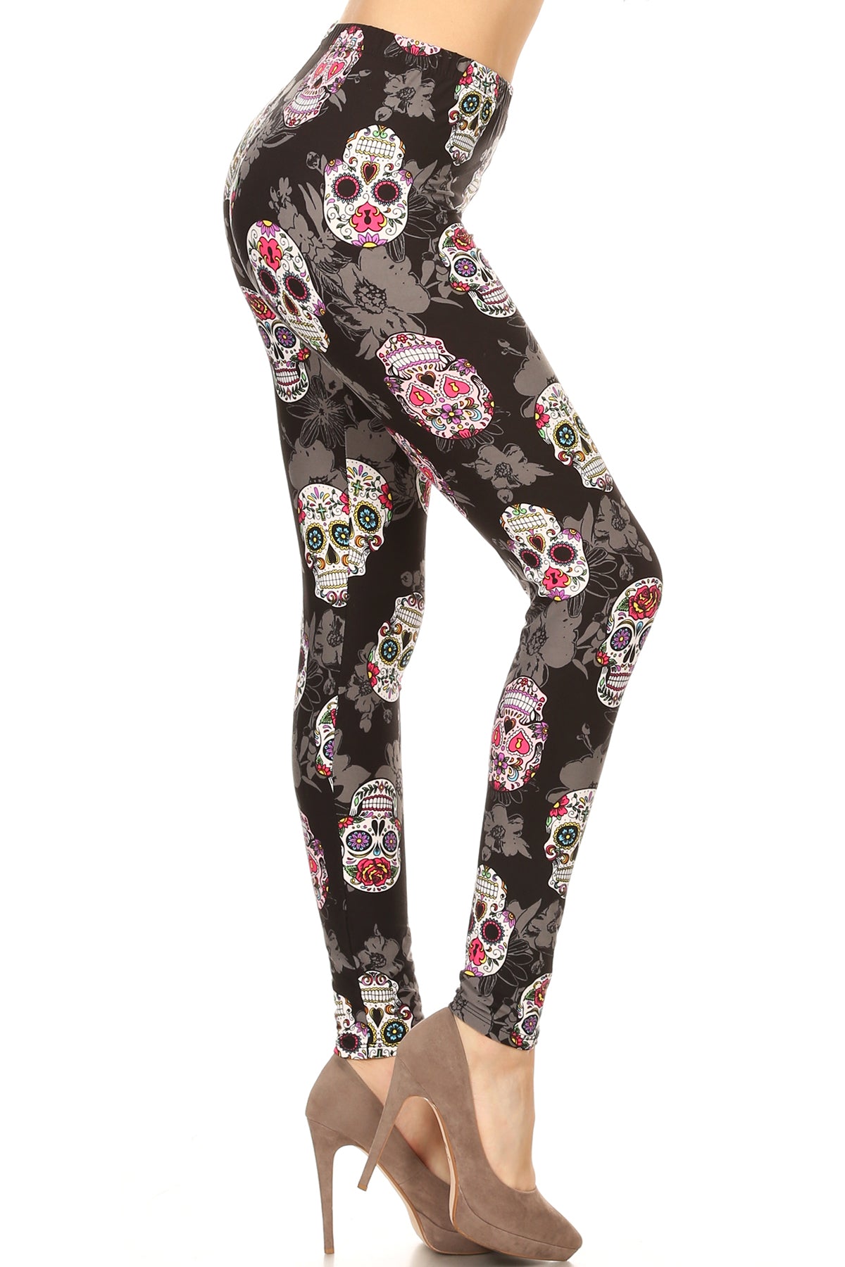 Extra Soft printed leggings with 4-way stretch fabric, so you can move with absolute comfort and ease.