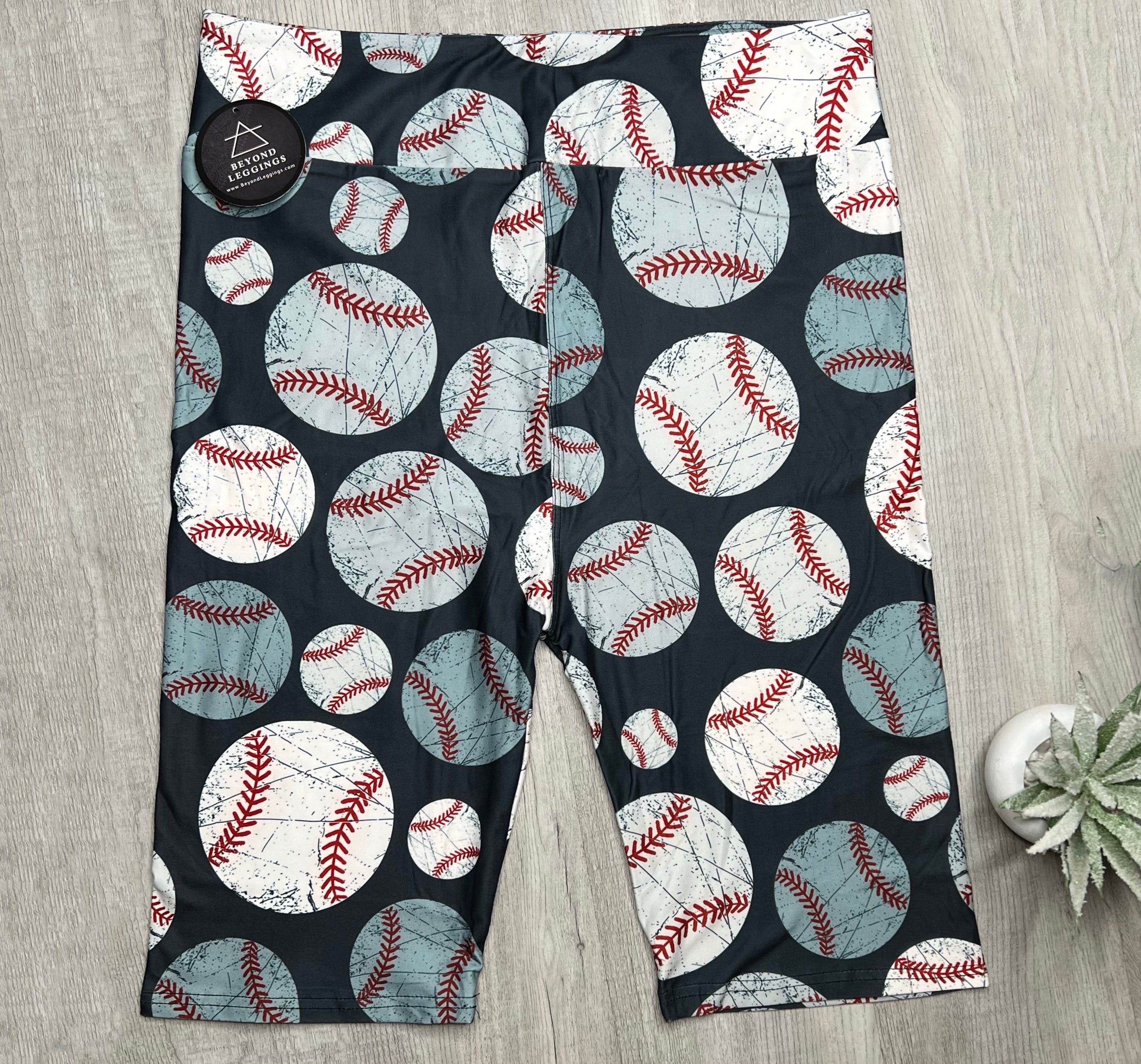 Extra Soft printed leggings with 4-way stretch fabric, so you can move with absolute comfort and ease.