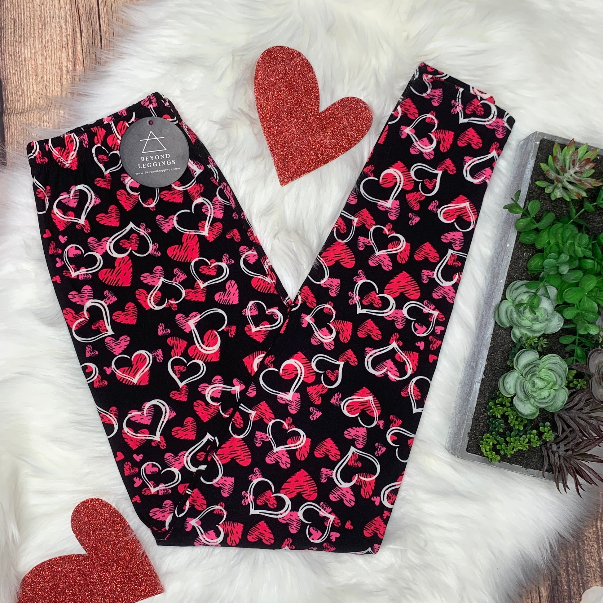 Extra Soft printed leggings with 4-way stretch fabric, so you can move with absolute comfort and ease.