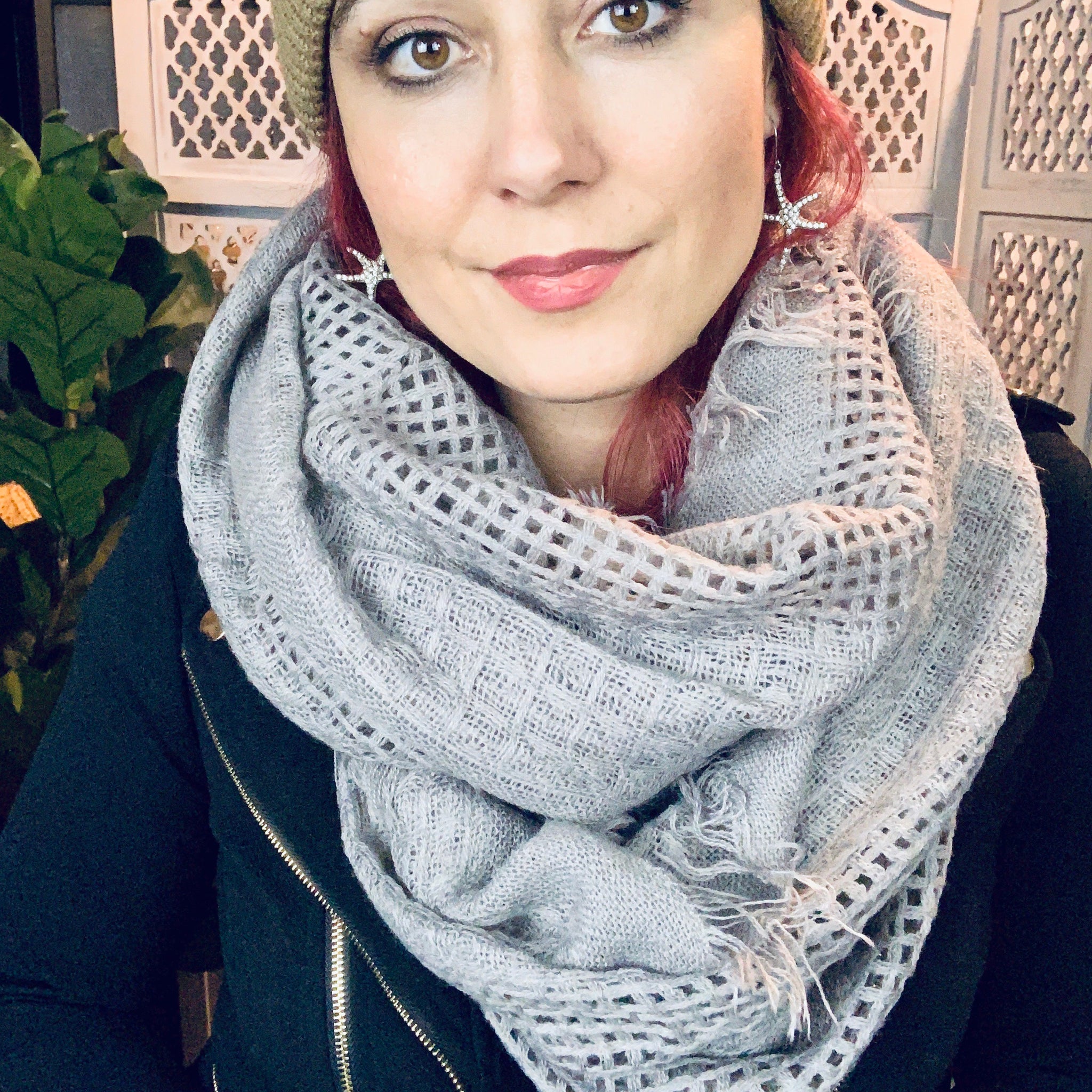 Soft Infinity Gray Scarf