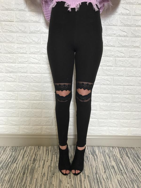 Lace Knee Cutout Leggings - Black