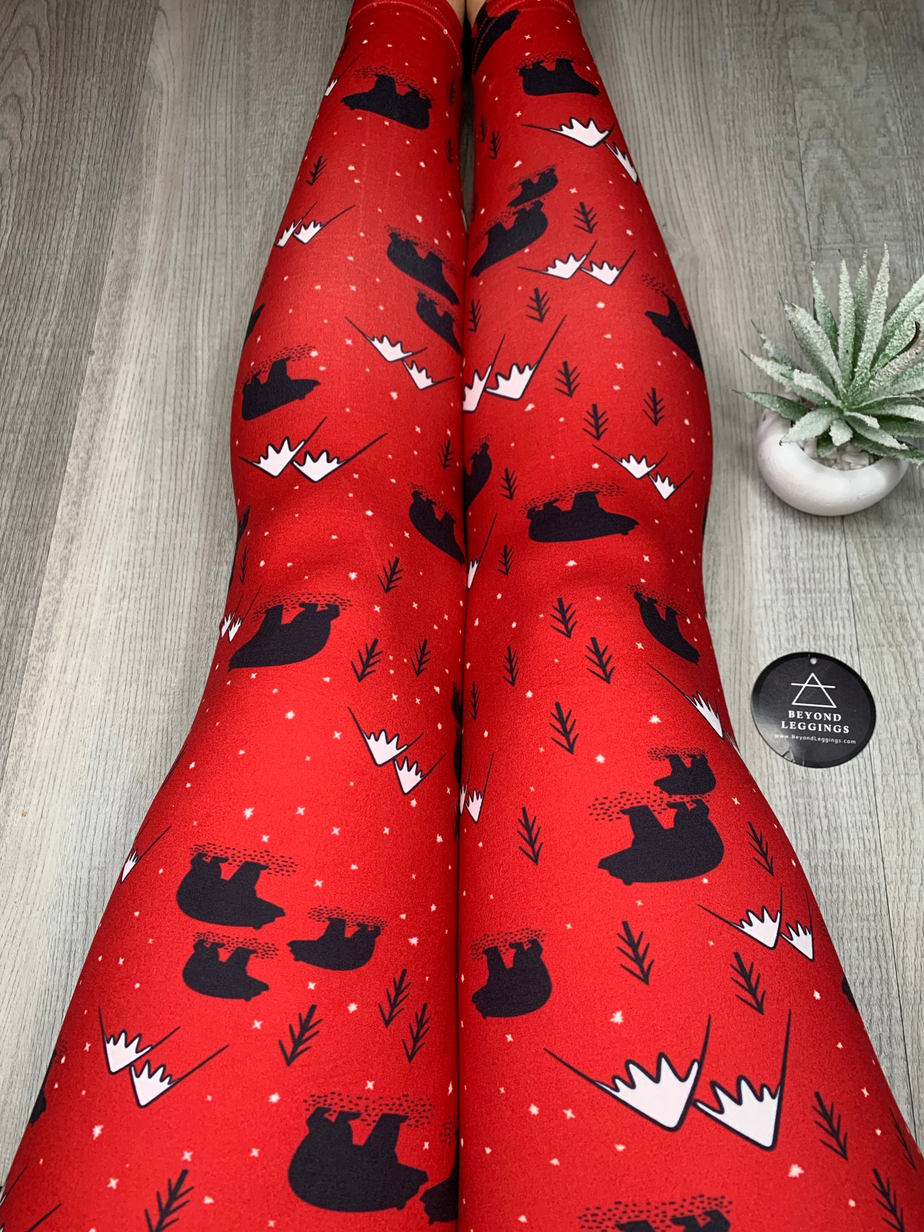 Extra Soft printed leggings with 4-way stretch fabric, so you can move with absolute comfort and ease.