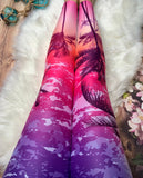 Extra Soft printed leggings with 4-way stretch fabric, so you can move with absolute comfort and ease.