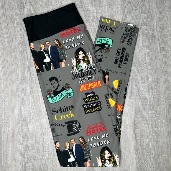 Extra Soft printed leggings with 4-way stretch fabric, so you can move with absolute comfort and ease.