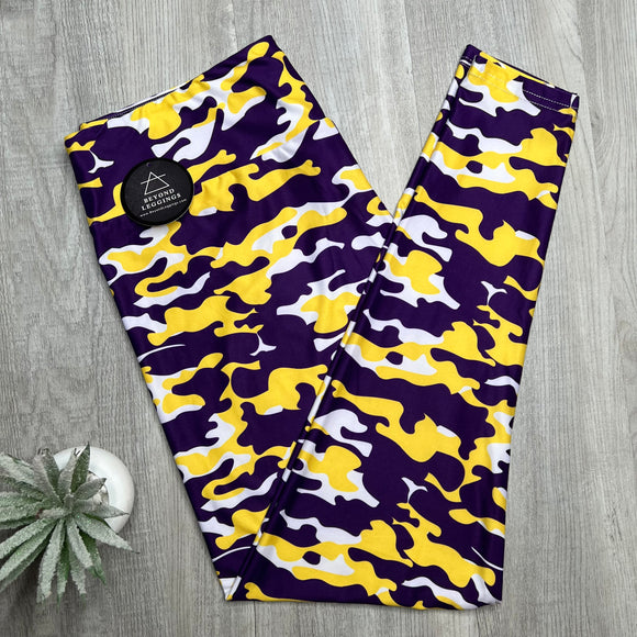 Extra Soft printed leggings with 4-way stretch fabric, so you can move with absolute comfort and ease.