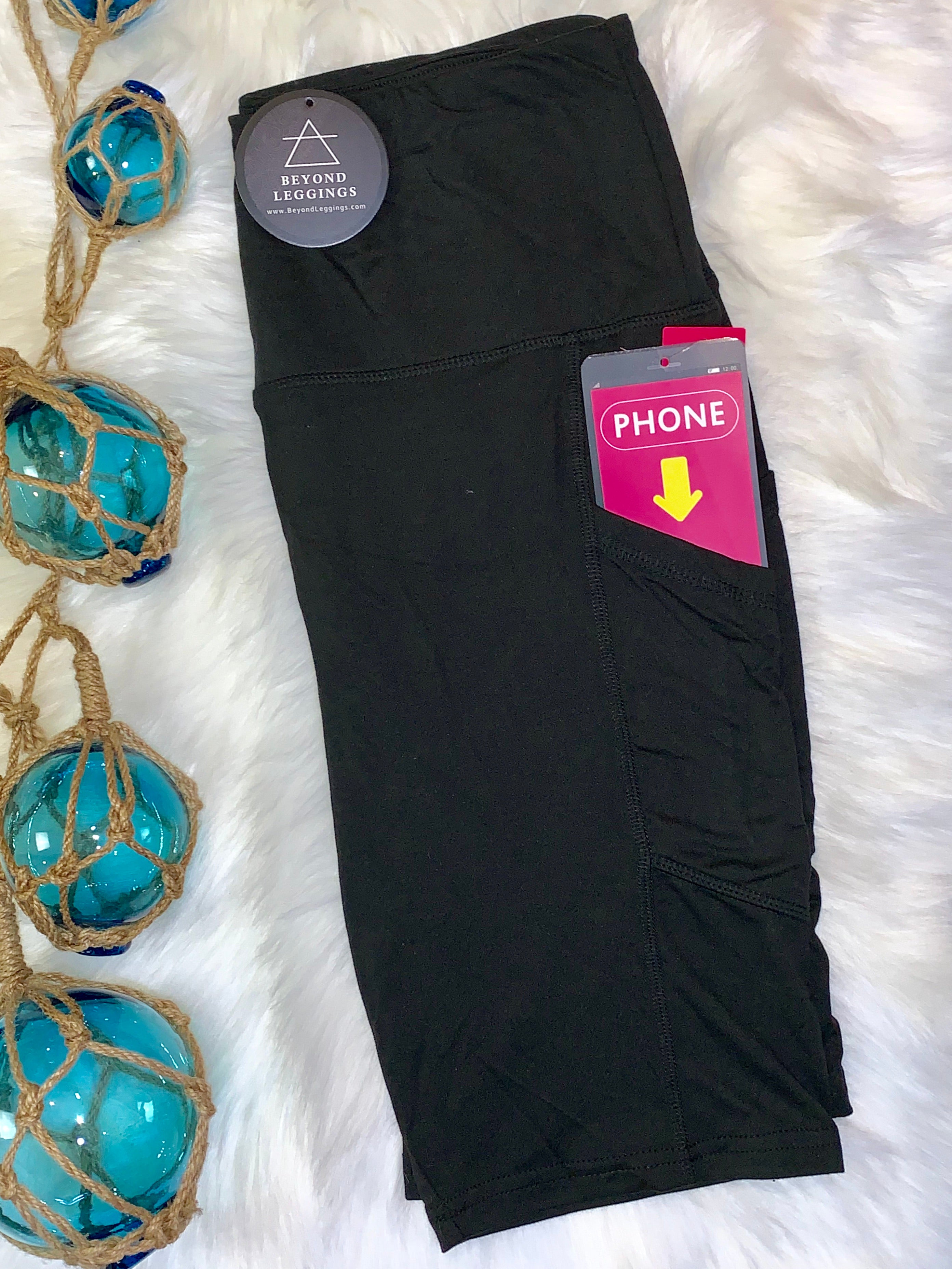 Yoga Band Bermuda Biker Shorts w/ Pockets